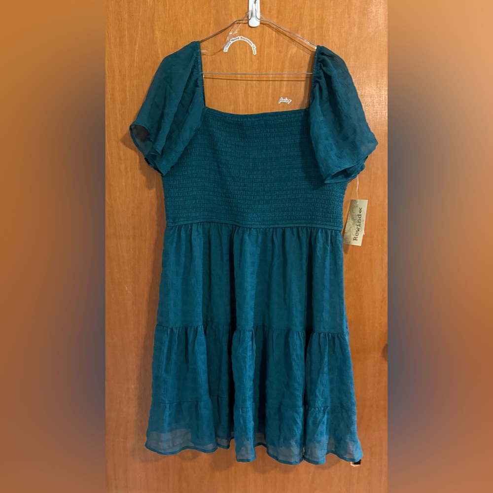 Rewind NWT Smock Short Dress, XXL,
P2P 18”-22” - Picture 3 of 6